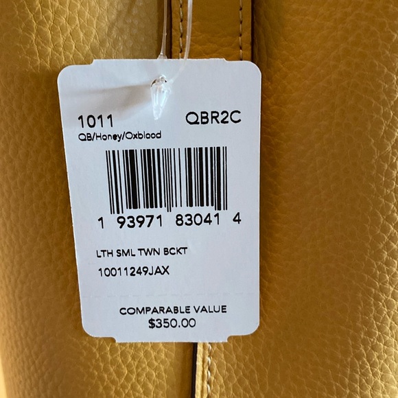 New Coach Bucket Handbag 🌺 - Picture 2 of 13